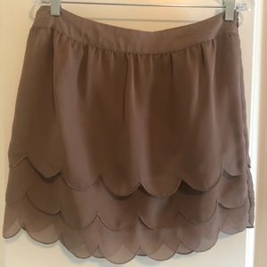ELLE Taupe mini skirt. Taupe color. Size 8.